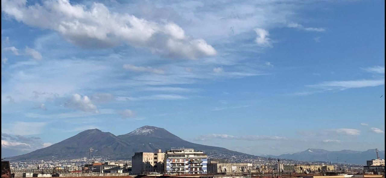Keira House Napoli Hotel Ngoại thất bức ảnh