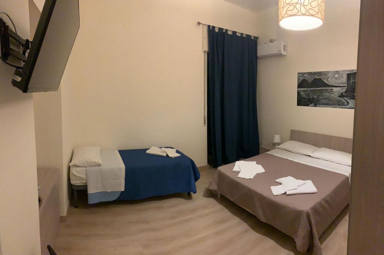 Keira House Napoli Hotel Ngoại thất bức ảnh