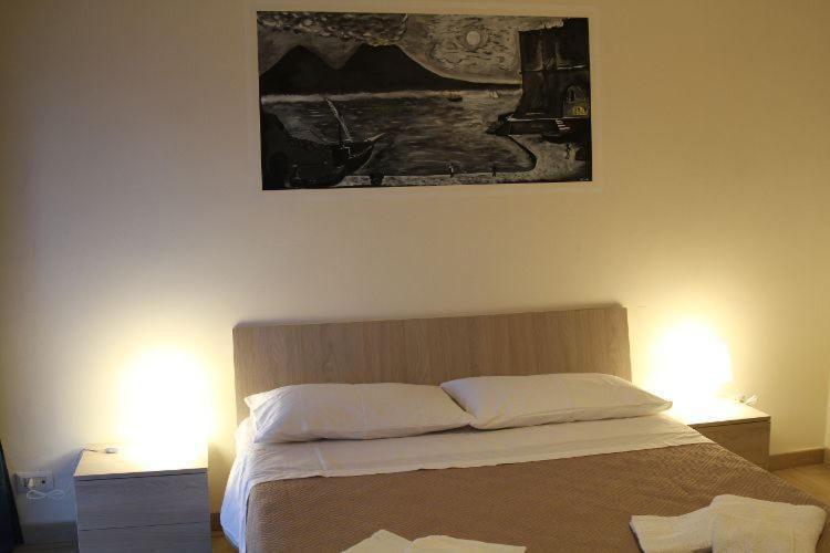 Keira House Napoli Hotel Ngoại thất bức ảnh