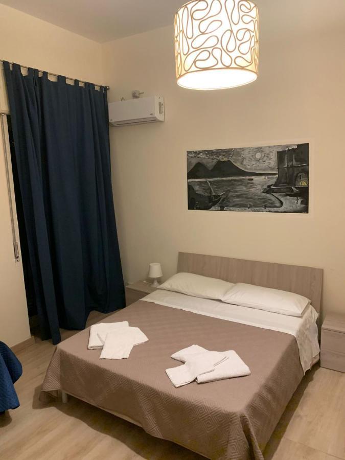 Keira House Napoli Hotel Ngoại thất bức ảnh