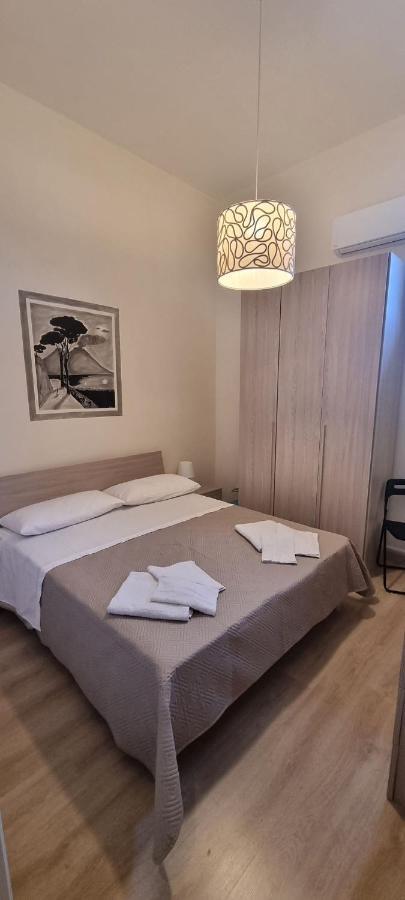 Keira House Napoli Hotel Ngoại thất bức ảnh