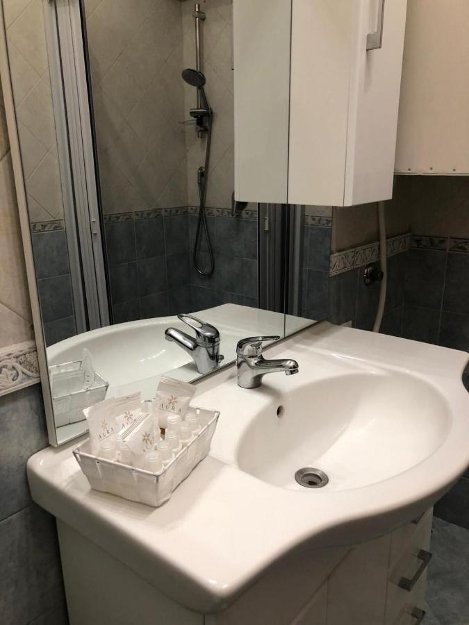Keira House Napoli Hotel Ngoại thất bức ảnh
