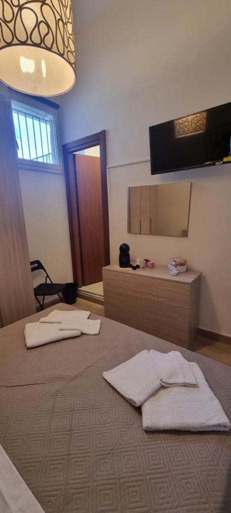 Keira House Napoli Hotel Ngoại thất bức ảnh